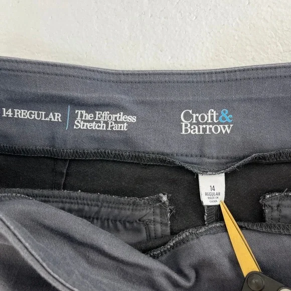 Croft & Barrow Womens Size 14 Gray Effortless Stretch Pants Straight Leg Pull on - Picture 3 of 11
